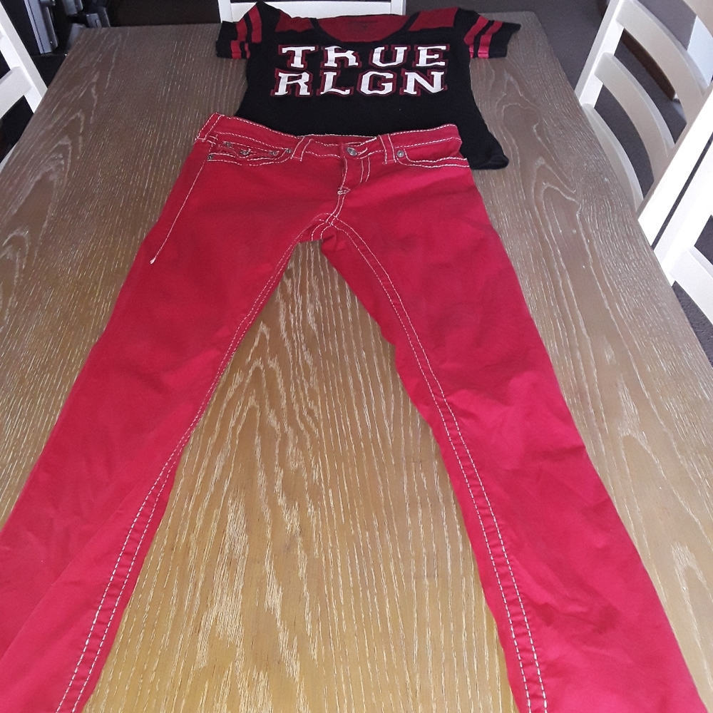 Women's Red and Black True Religion outfit